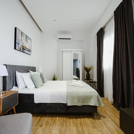 M & N Guesthouse Volos Esterno foto